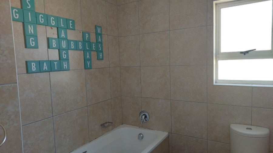 3 Bedroom Property for Sale in Gonubie North Eastern Cape